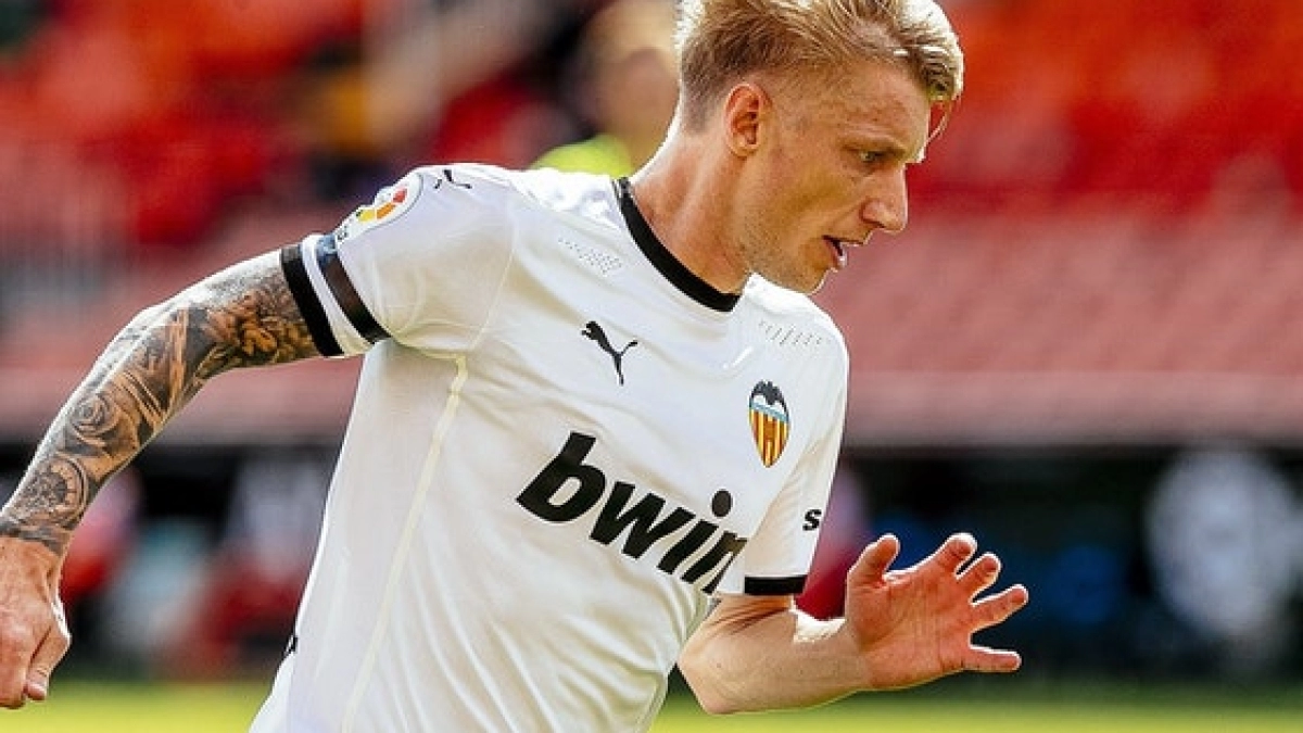 El Olympique de Marsella reconoce su interés en Wass / Onefootball.com