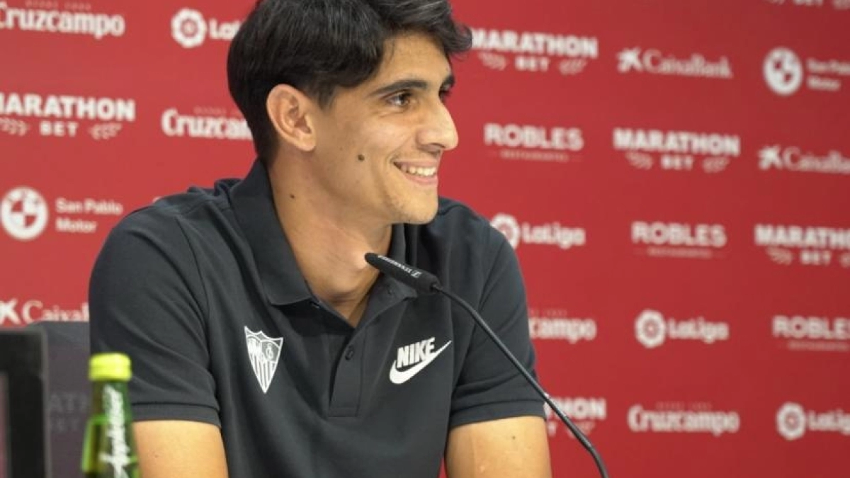 El Sevilla ya pelea por retener a Bono / Sevillafc.es