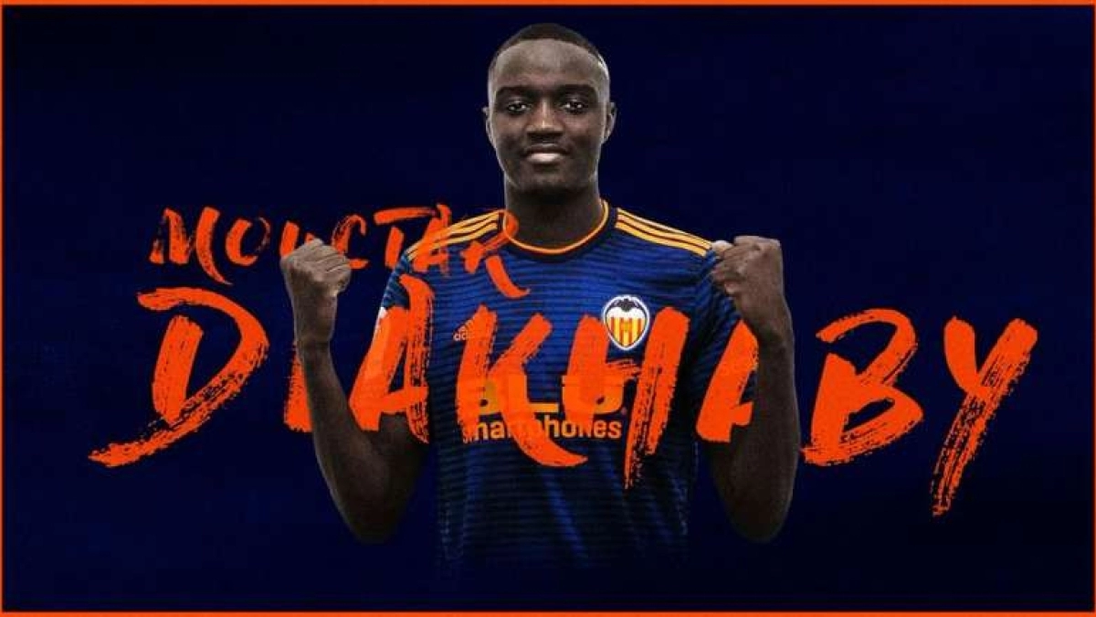 El Valencia recupera a Diakhaby cuanto más falta hace / Valenciacf.com