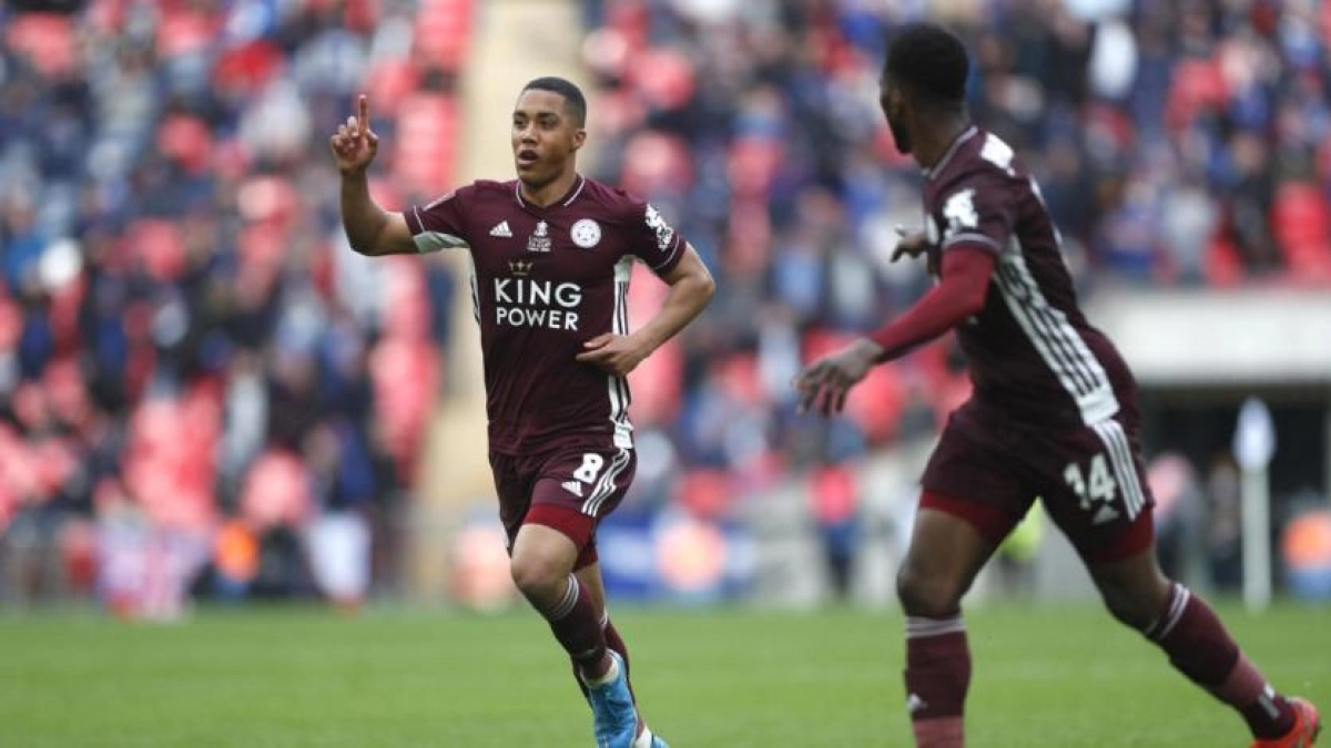 El Leicester City trabaja en la renovación de Youri Tielemans