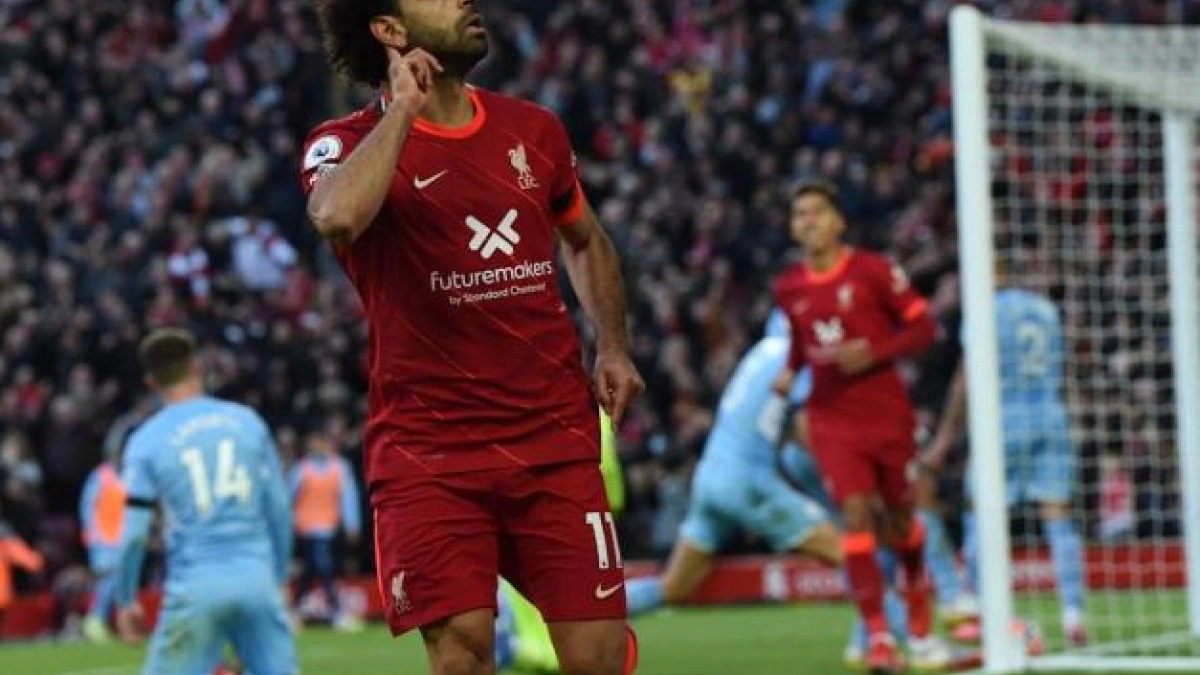 El Manchester City prepara una oferta por Mohamed Salah