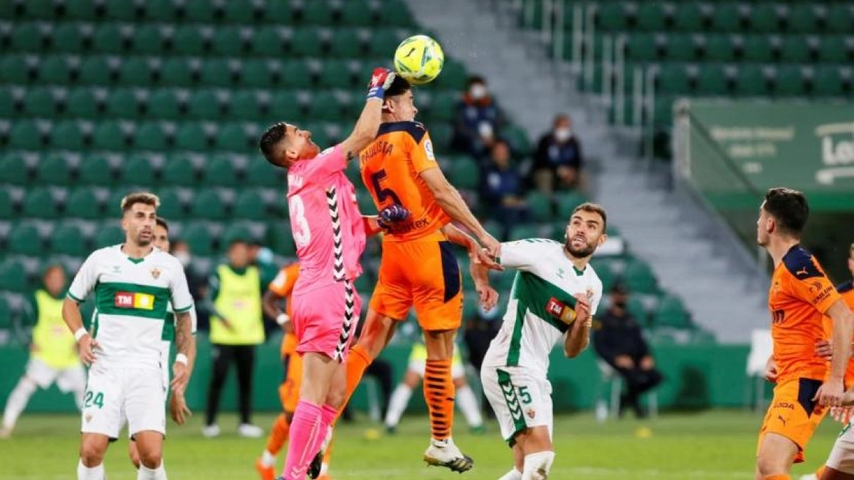 El Elche pudo con el Valencia