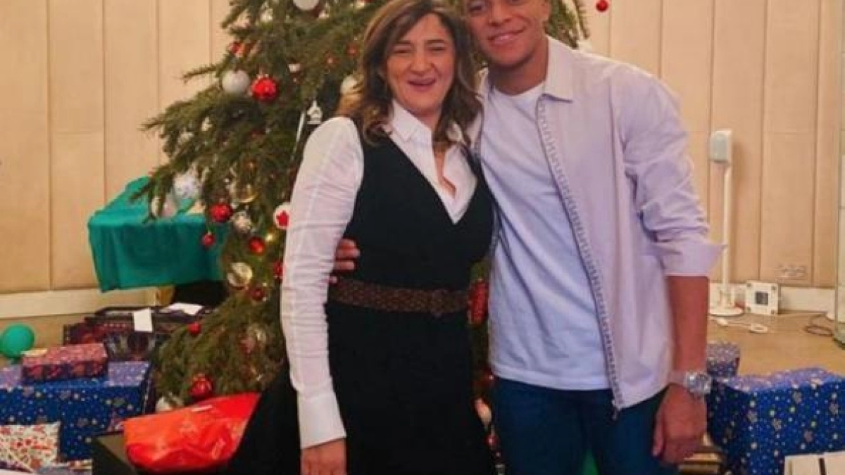 La madre de Kylian Mbappé confirma que la renovación con el PSG “va bien” "Foto: Depor"