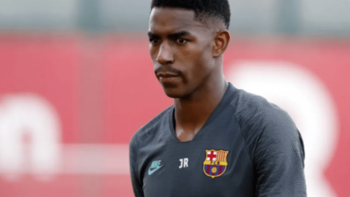 El Betis podría recibir dinero de la venta de Junior Firpo "Foto: FCB"