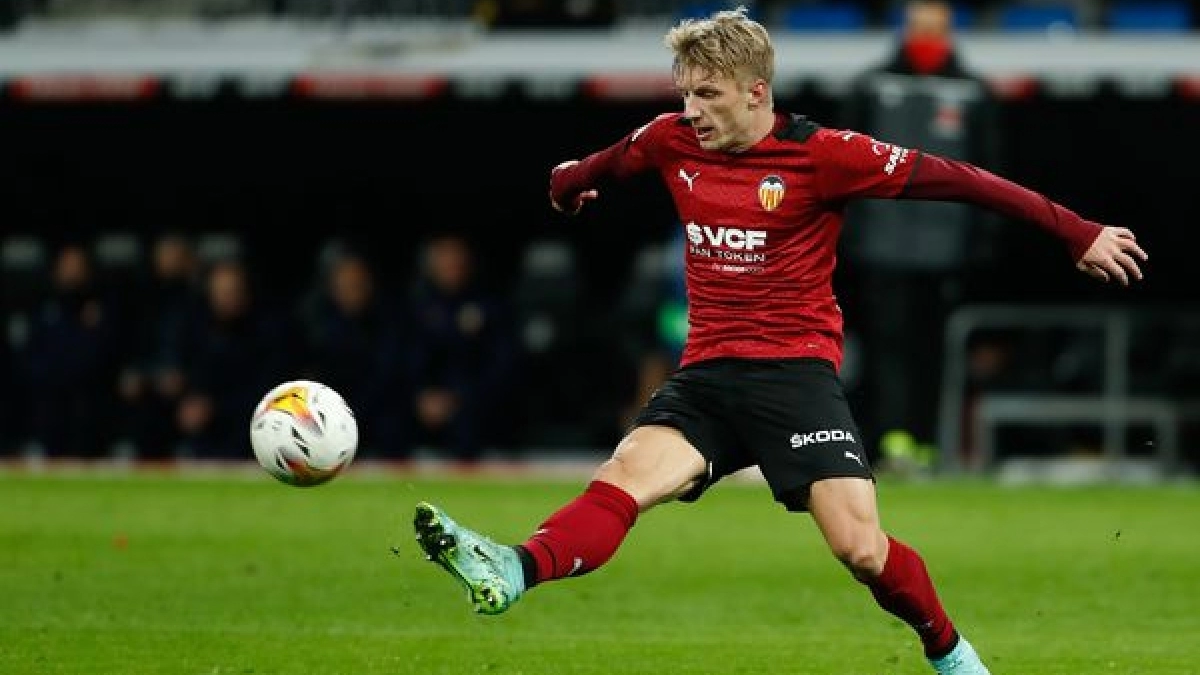 Fichajes Atlético: Suben la oferta por Daniel Wass / Larazon.es