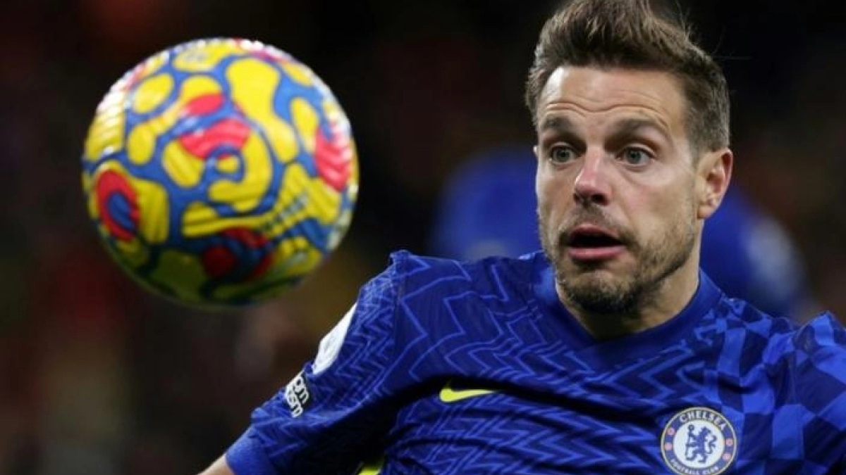 Fichajes Barcelona: Pendientes de Azpilicueta / Besoccer.com
