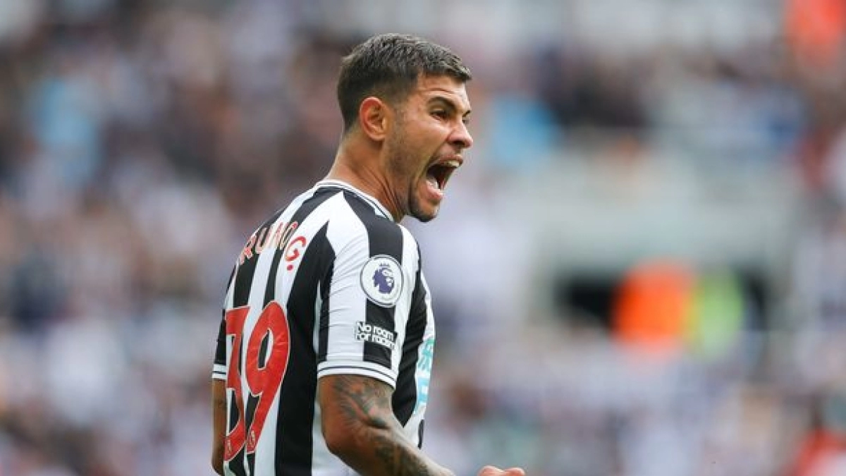 Fichajes Real Madrid: El Newcastle cierra la puerta por Guimaraes / Mirror.co.uk