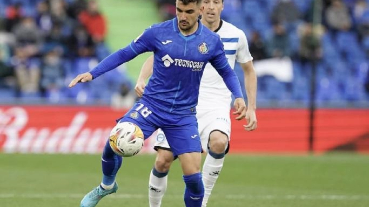 Fichajes Sevilla: Monchi trabaja en Arambarri / Eldesmarque.com