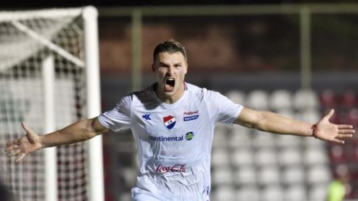 El delantero de Nacional podría salir de Paraguay. Foto: Mario Gómez