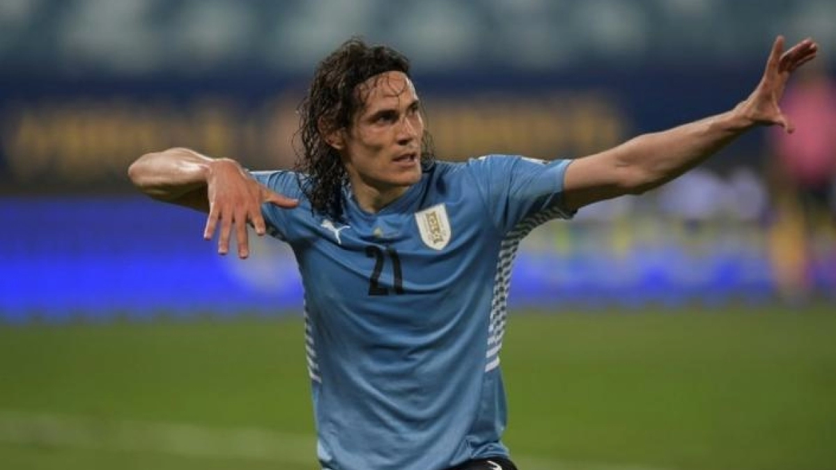 Fichajes Valencia: Cavani, a punto / Besoccer.com
