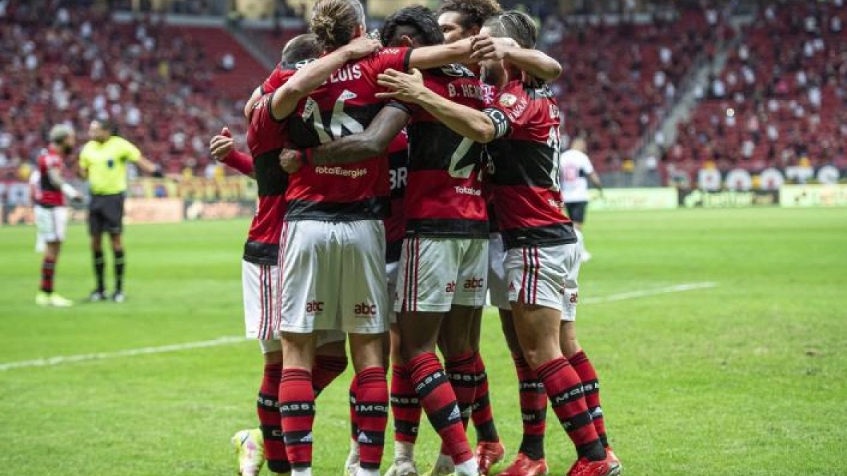 Flamengo apunta a un crack de la Ligue 1 para reventar el mercado en Brasil