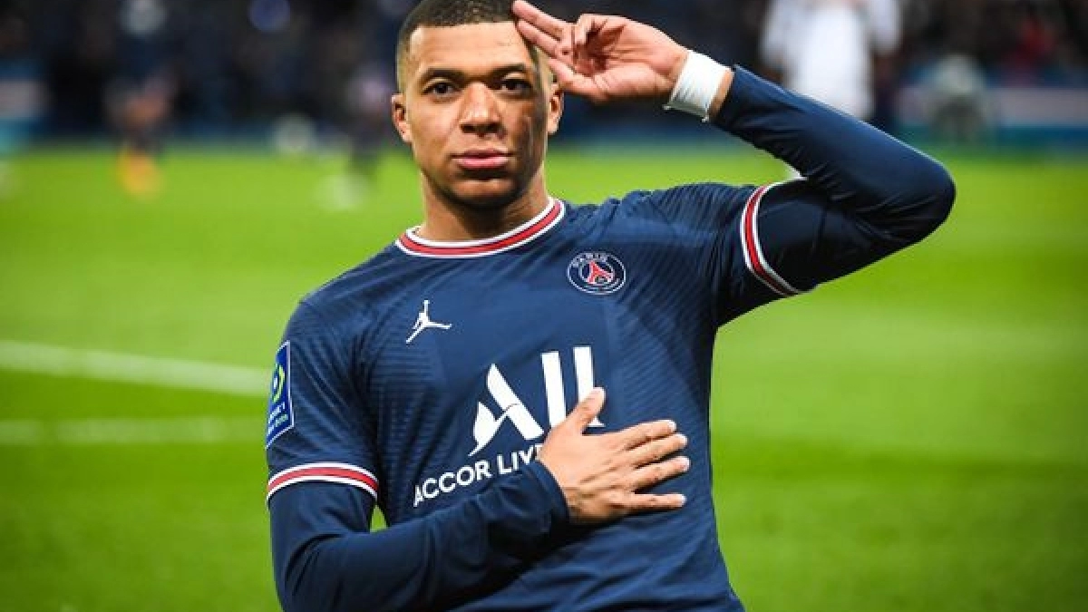 La traición de Kylian Mbappé sigue dejando huella en el Real Madrid. Foto: Twitter