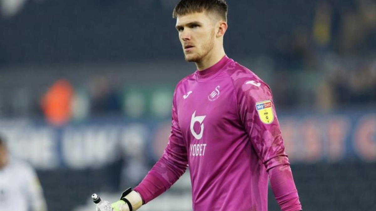 El Arsenal sigue los pasos de Freddie Woodman