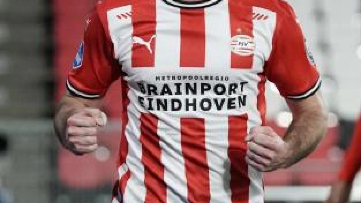 Mario Götze medita su decisión entre tres clubes. Foto: @PSV