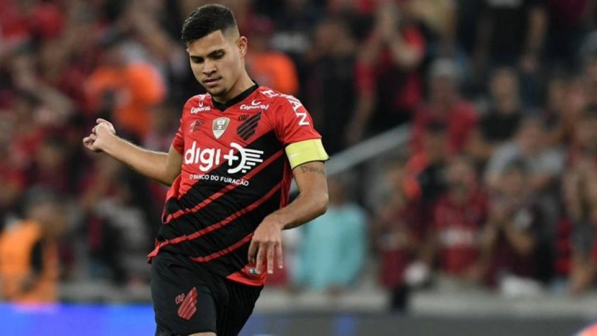 El Benfica hace la oferta definitiva por Guimaraes.