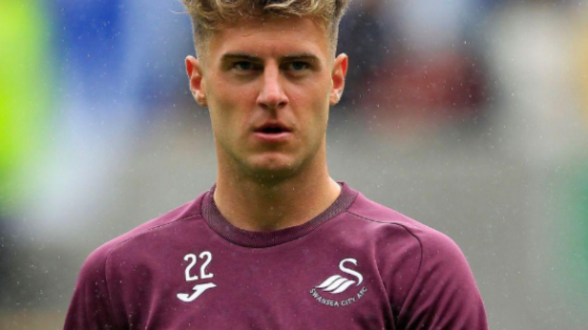 El fichaje low-cost del Manchester United para su zaga podría ser Joe Rodon "Foto: Premier League News"