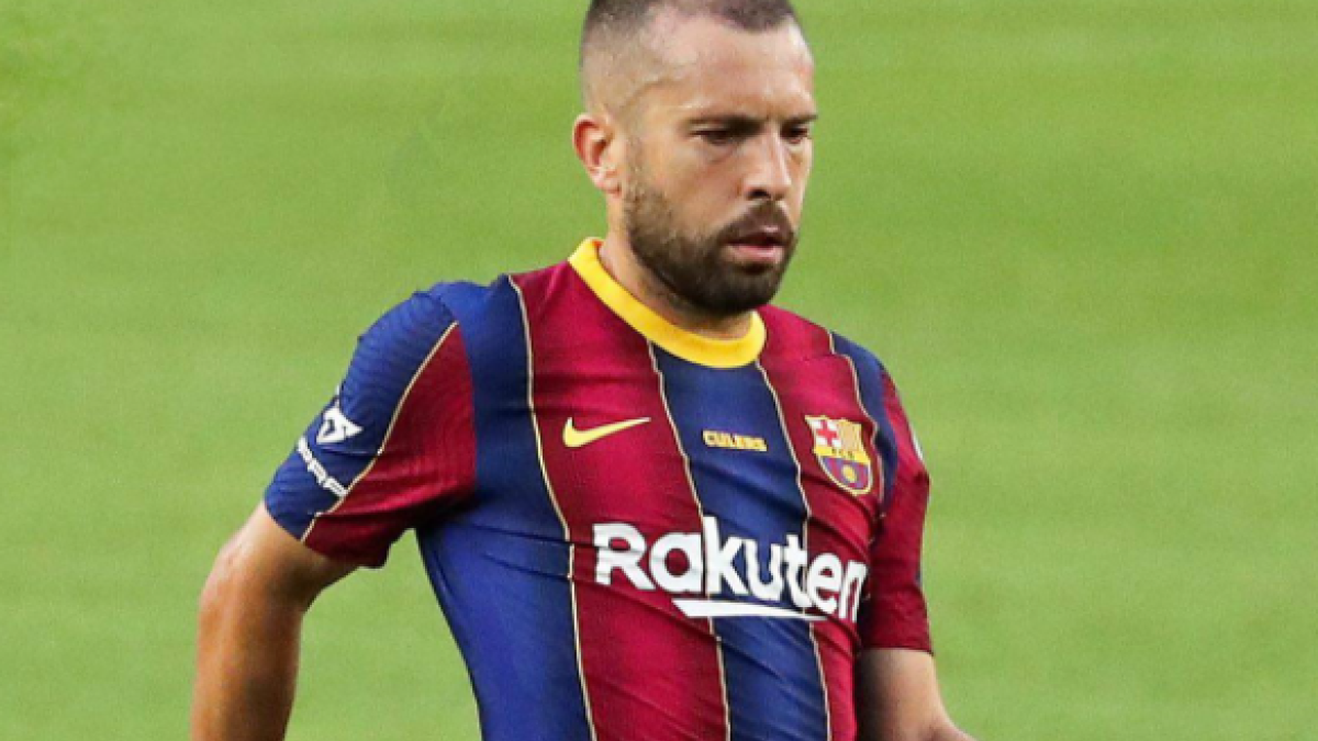 Las dos opciones que maneja el FC Barcelona para su lateral izquierdo