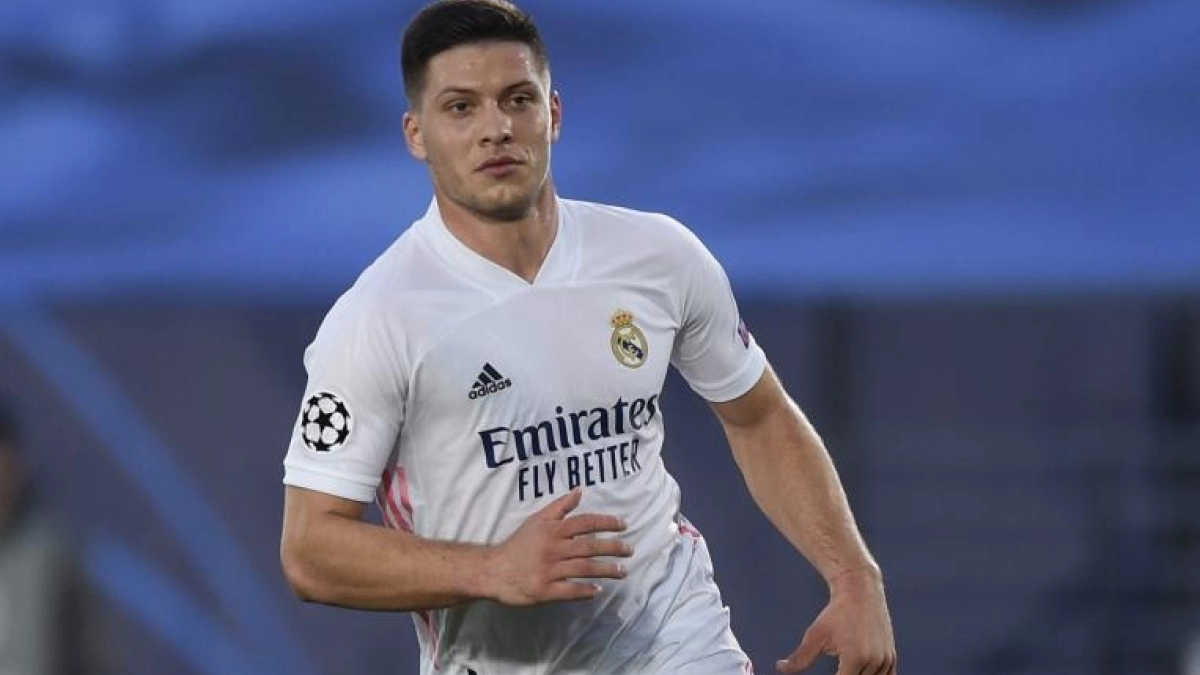 Nueva ofensiva del Milan por Jovic. Foto: pianetamilan.it