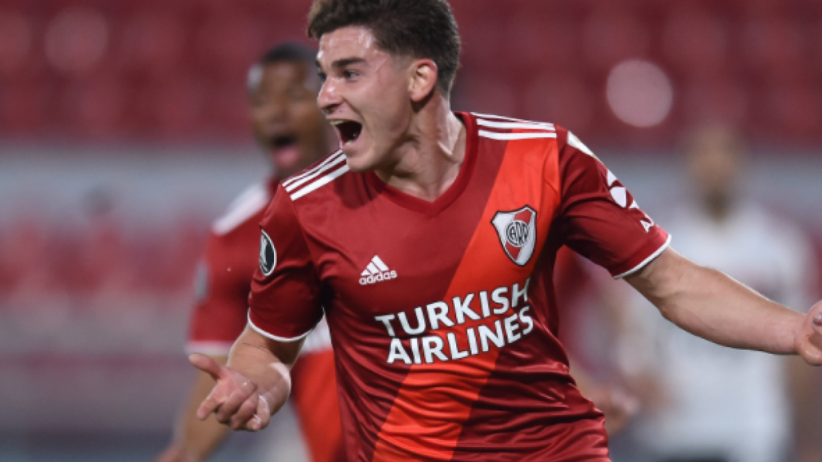 El Manchester City se asoma como el destino más probable de Julián Álvarez "Foto: Olé"