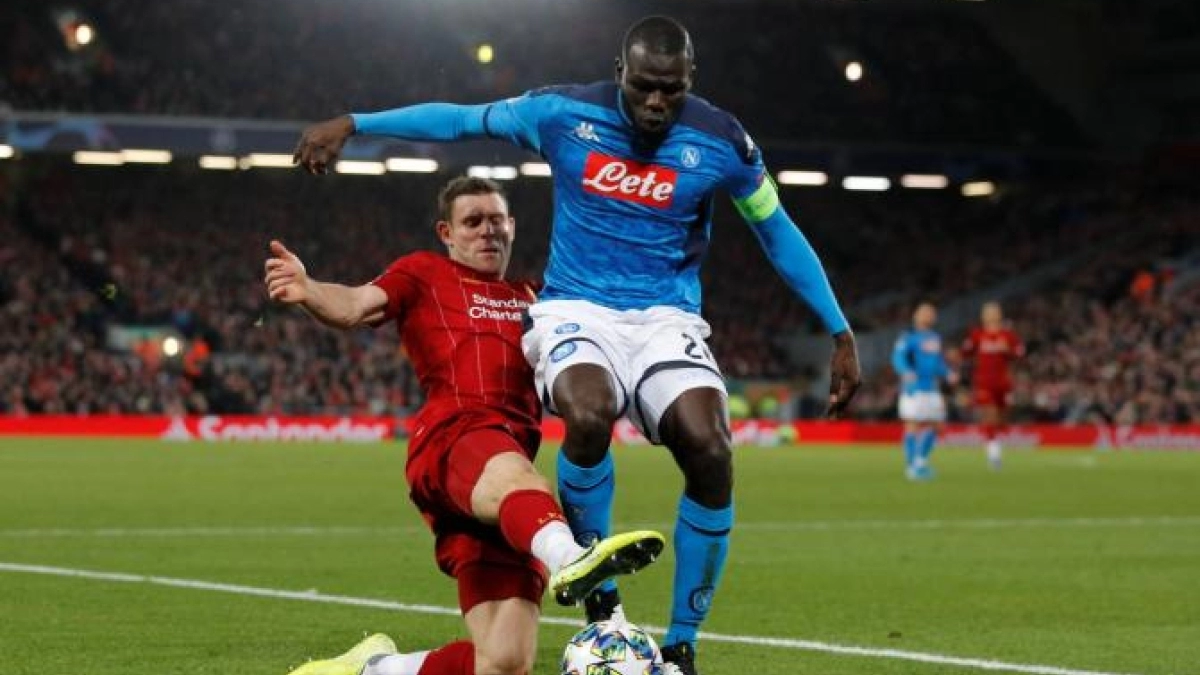 Klopp quiere que Kalidou Koulibaly haga dupla con Virgil Van Dijk | FOTO: NÁPOLES