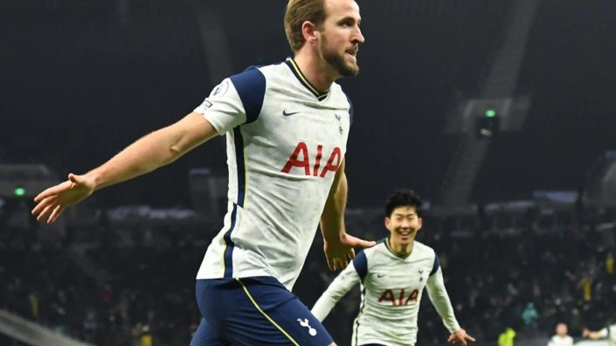 El Tottenham frena las renovaciones de Kane y Son