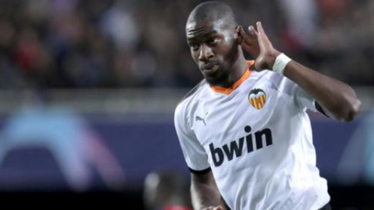 Kondogbia, un pez en río revuelto para el Betis