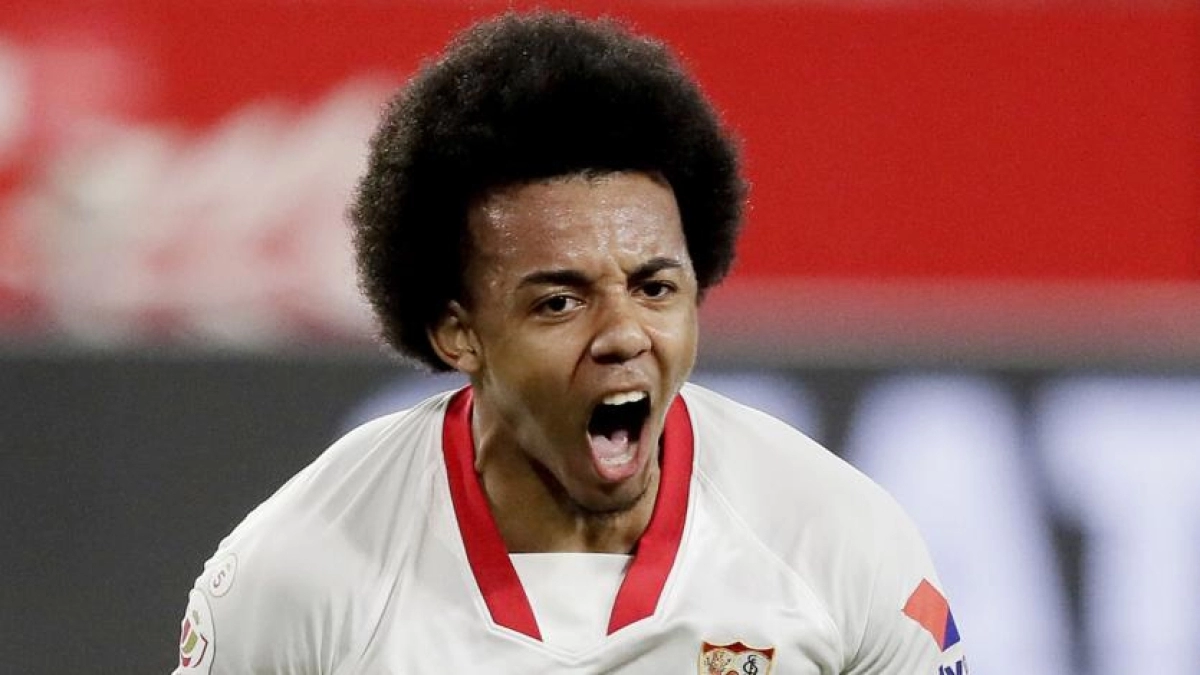 Jules Koundé, jugador del Sevilla: Soccrates images.