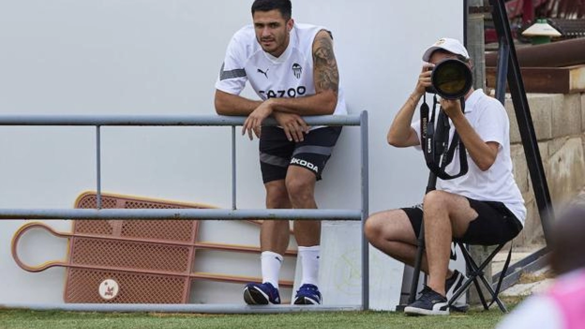 La prioridad absoluta del Valencia es vender a Maxi Gómez / Lasprovincias.es