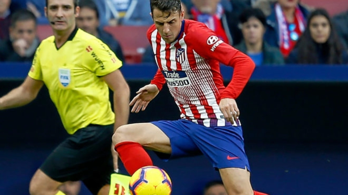 La Roma se interesa en Santiago Arias / Elmundo.es