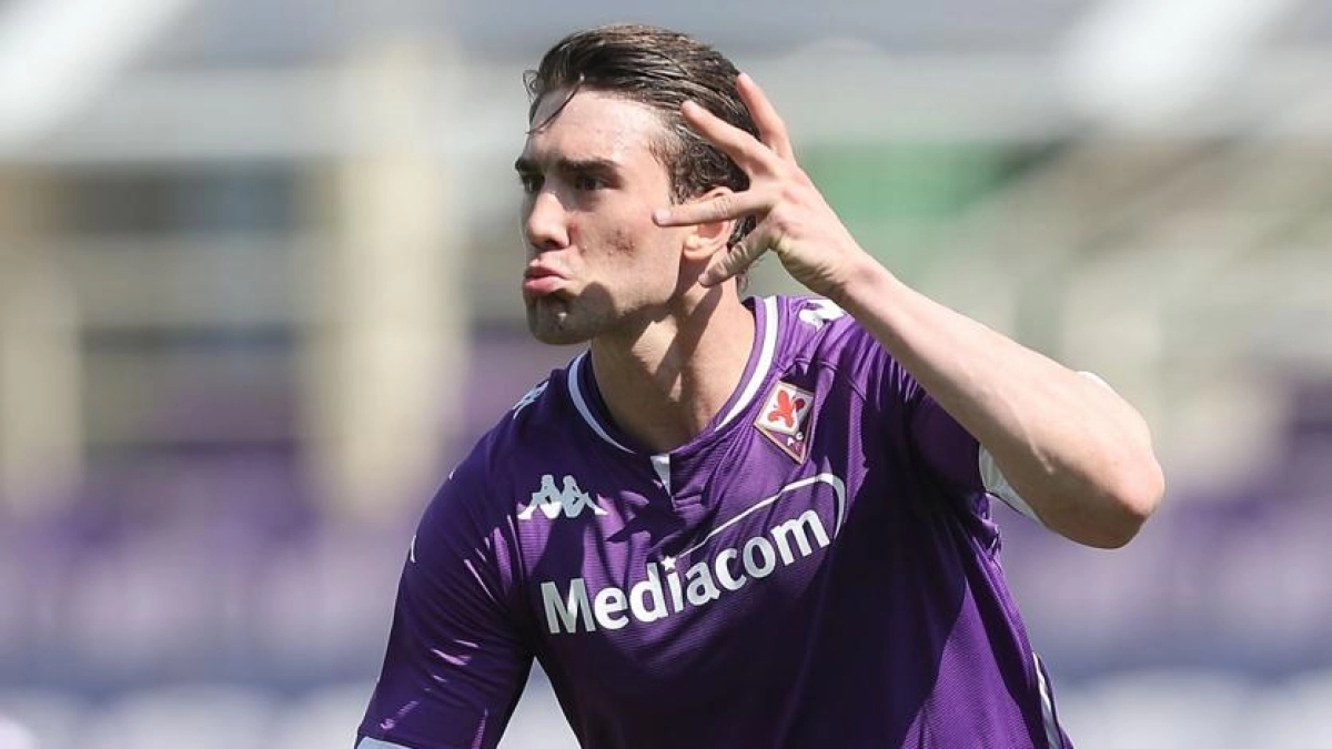 La Fiorentina fija el precio de Dusan Vlahovic