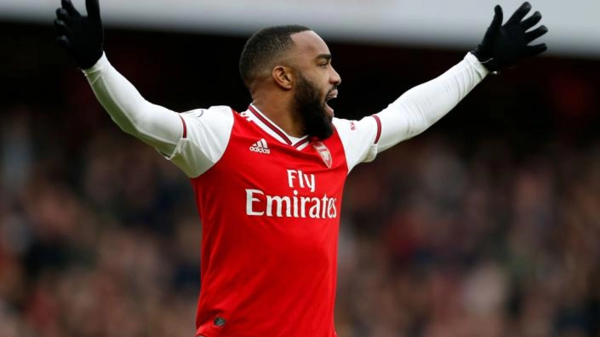 Lacazette sigue en la agenda del Atlético / Elintra.com