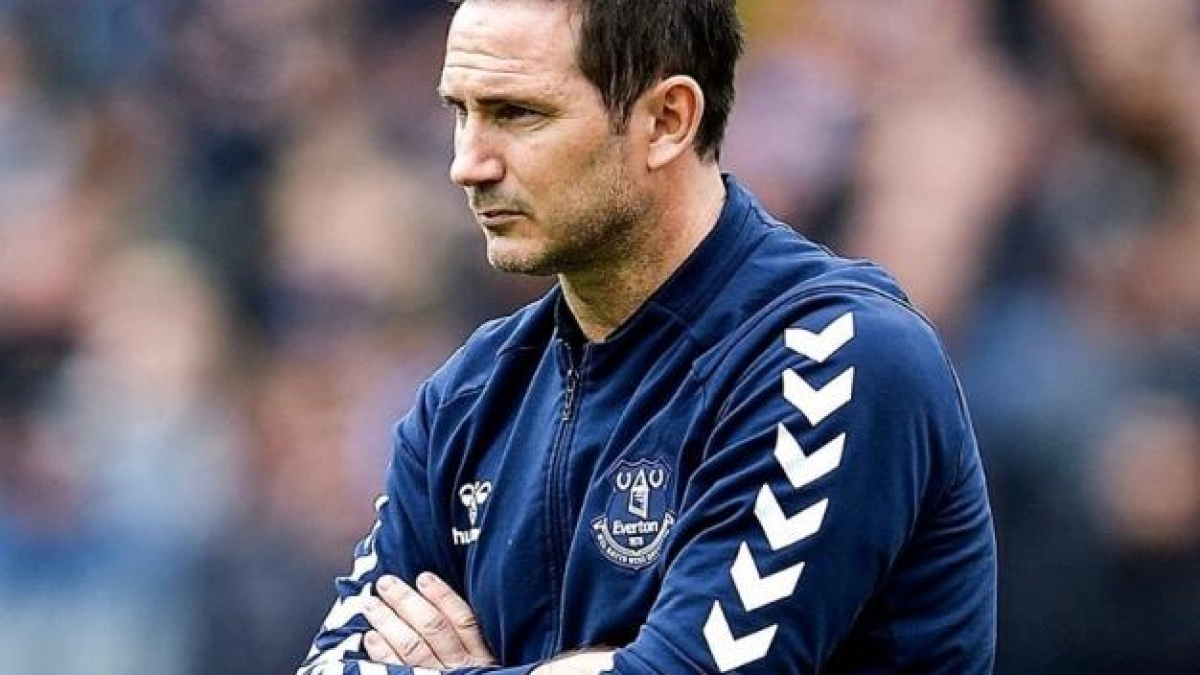Frank Lampard no puede sacar al Everton del pozo 