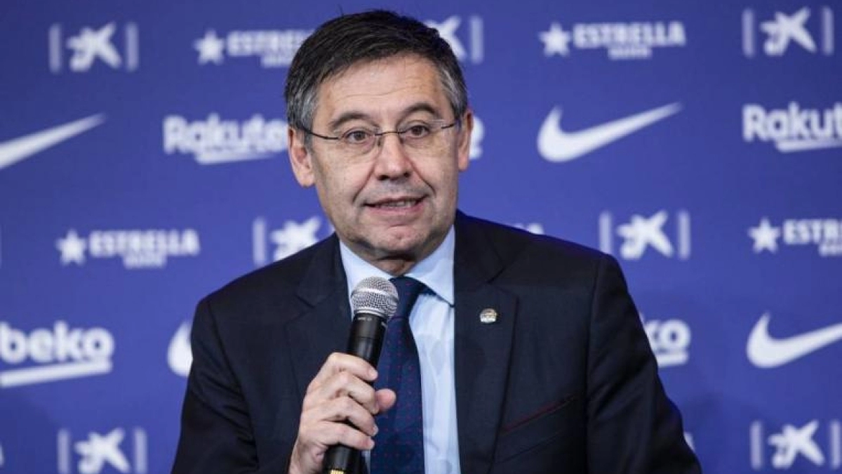 Las ocho ventas que el Barcelona tiene que cerrar este verano / Elpais.com