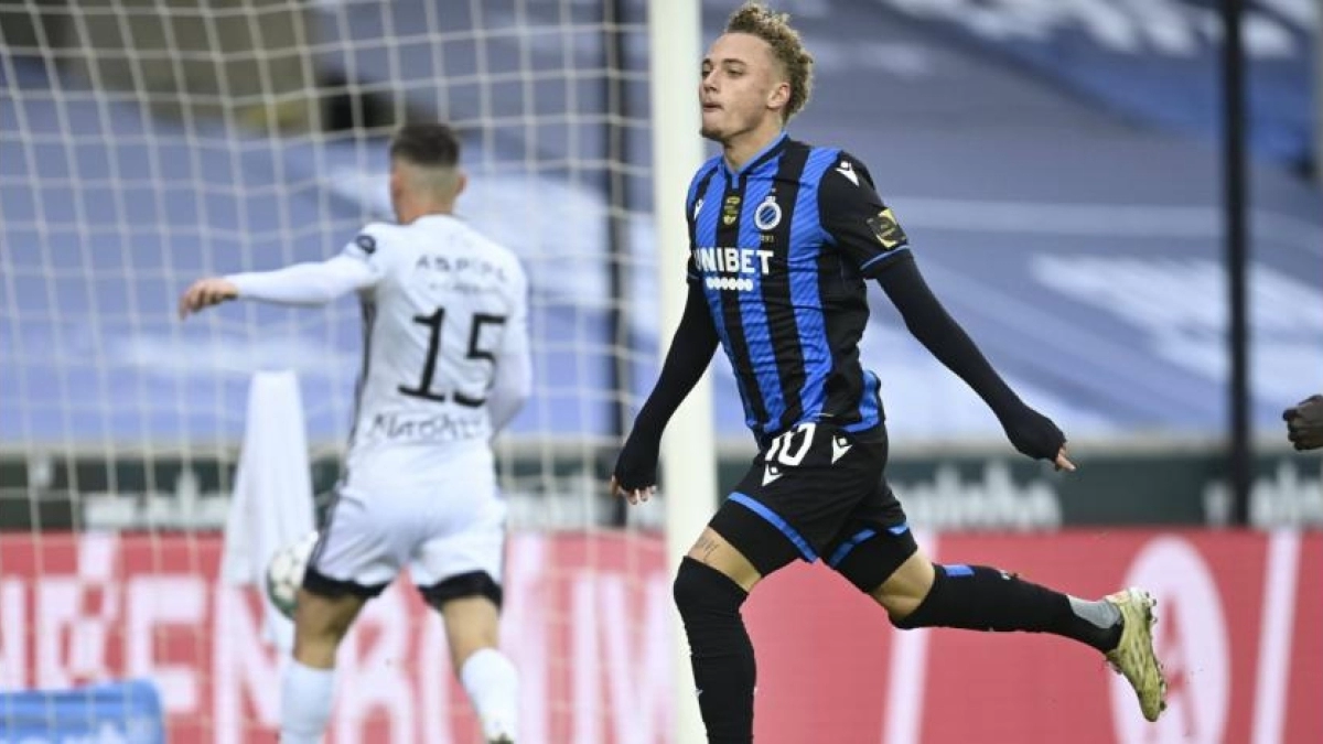 Leeds United y Milan comienzan puja por Noa Lang