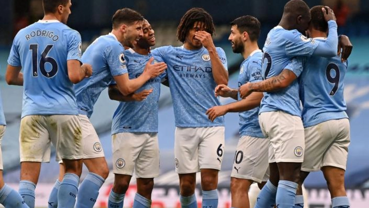 El intercambio de estrellas que preparan Barcelona y Manchester City