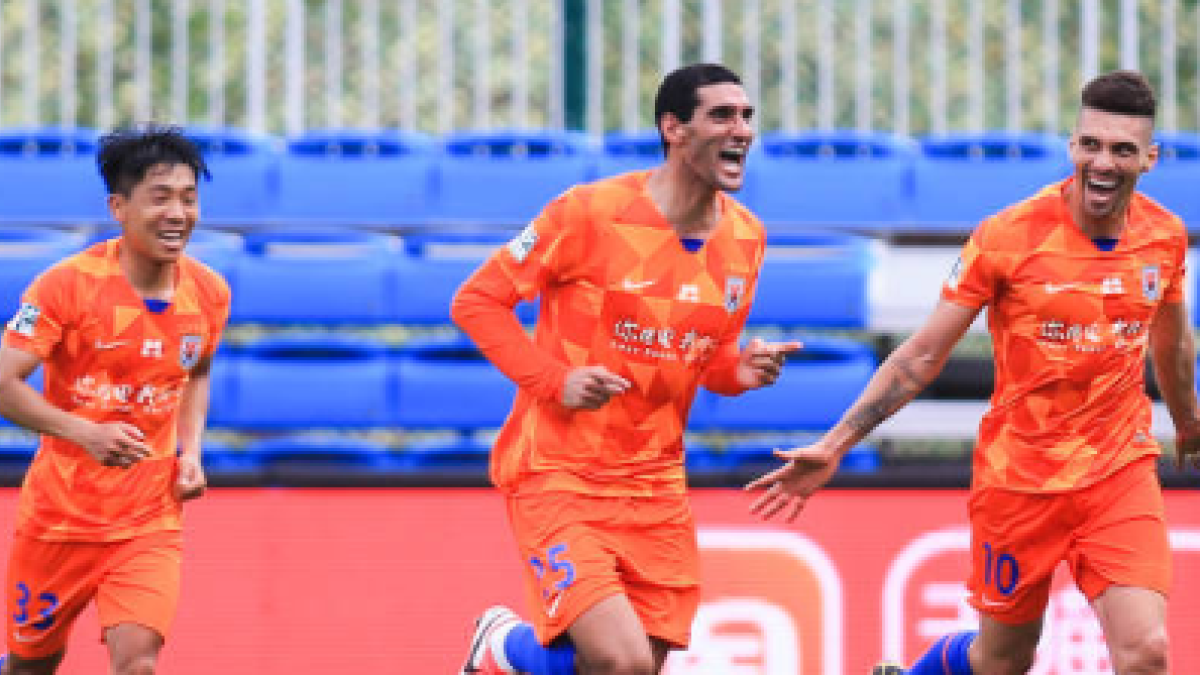 "Fellaini reverdece viejos laureles a base de cabezazos. Foto: Getty Images"