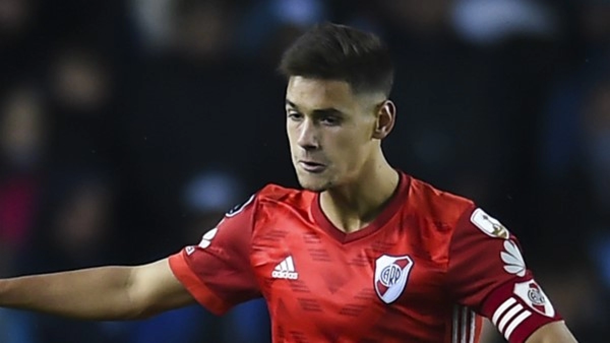 Martínez Quarta el central que quita el sueño al Valencia / Directvsports.com