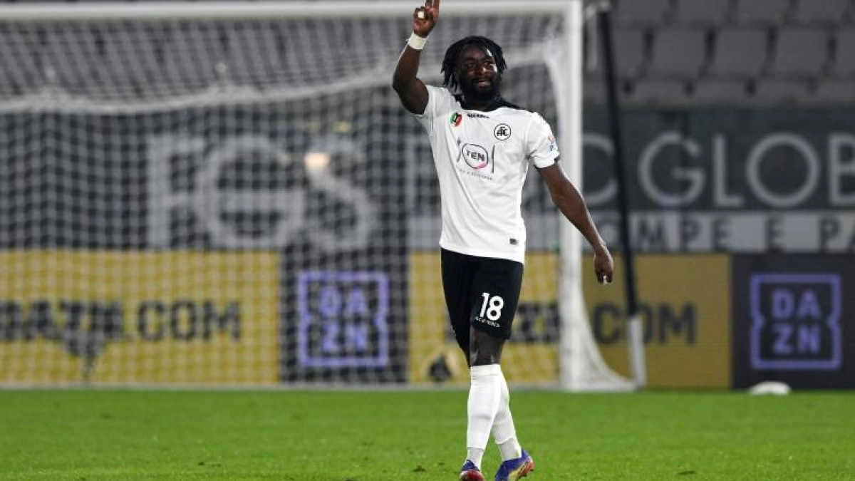 El Milan suma un nuevo nombre a su lista de objetivos: M'Bala Nzola