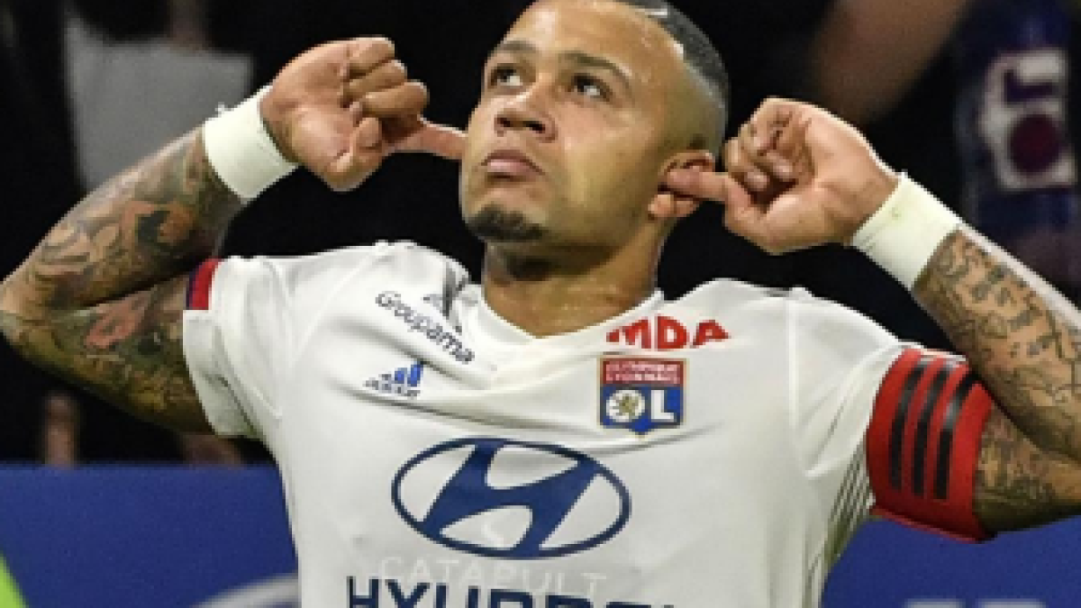 Se allana el camino de Memphis Depay al Real Betis "Foto: LatinGoles"