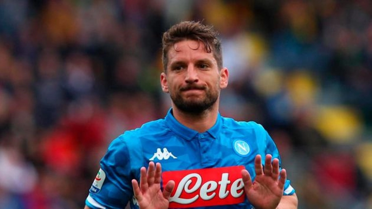 El Chelsea sigue apretando a Mertens / FoxSports.com