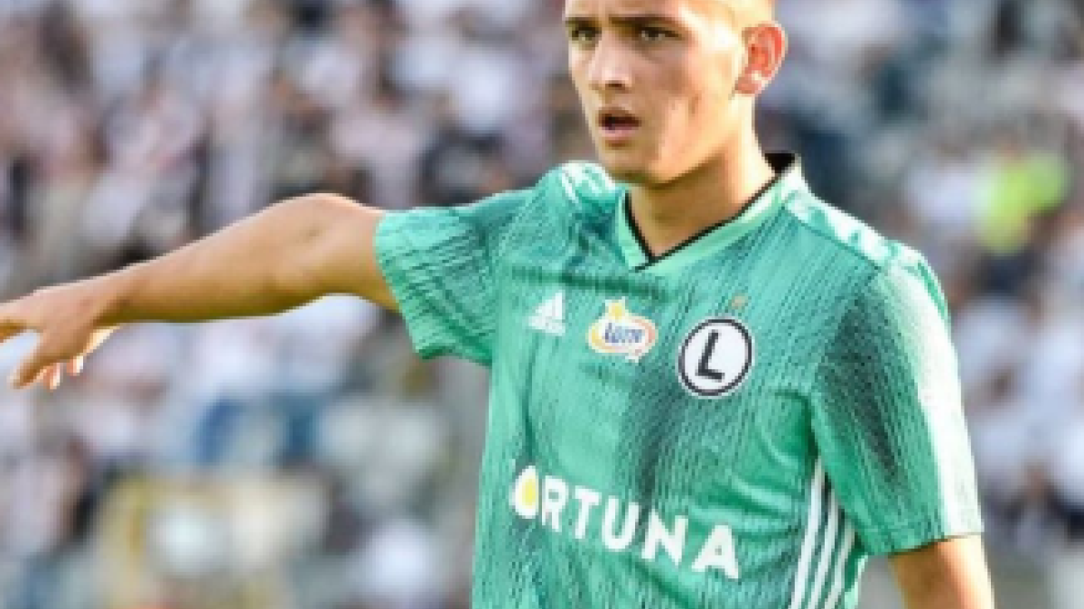 El Betis comparte objetivo en su lateral izquierdo con José Mourinho "Foto: La Razón"