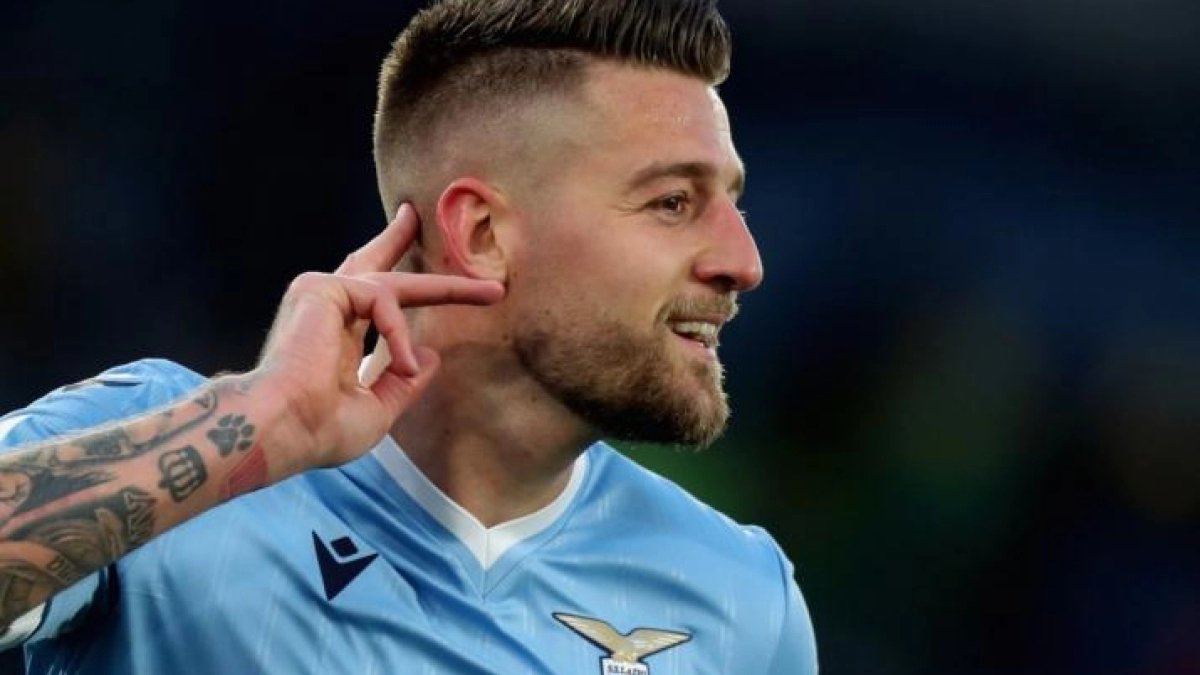 La Juventus toma ventaja en la carrera por Milinkovic-Savic
