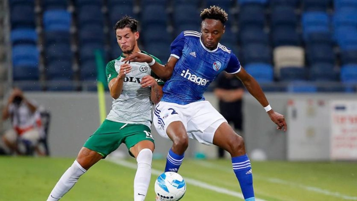Mohamed Simakan, el gran talento del Estrasburgo