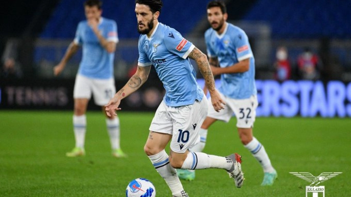 Monchi rebaja su oferta e incluye a un jugador. Foto: @OfficialSSLazio