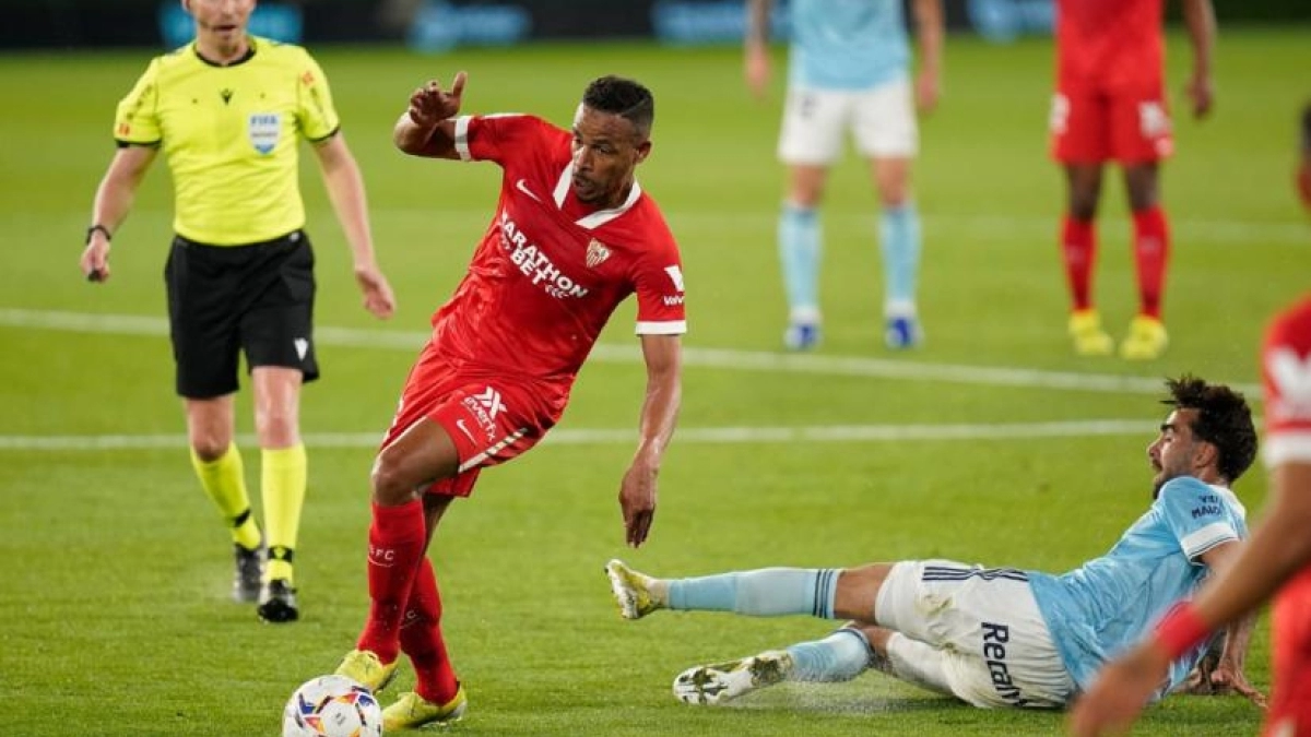 Fernando Reges podría salir del Sevilla en el próximo verano. Foto: Getty