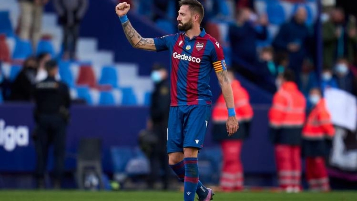 El Villarreal cierra el fichaje de José Luis Morales