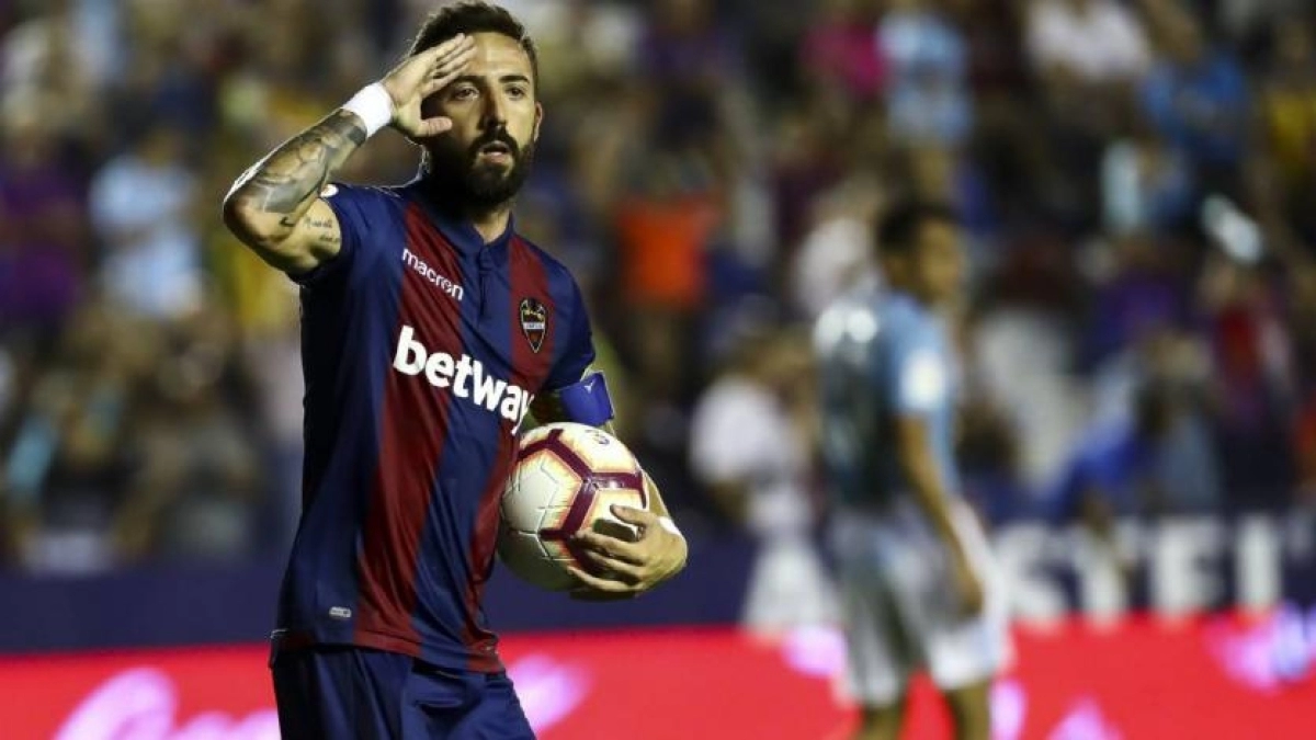 El Barcelona tanteó a Morales y Guedes | AS