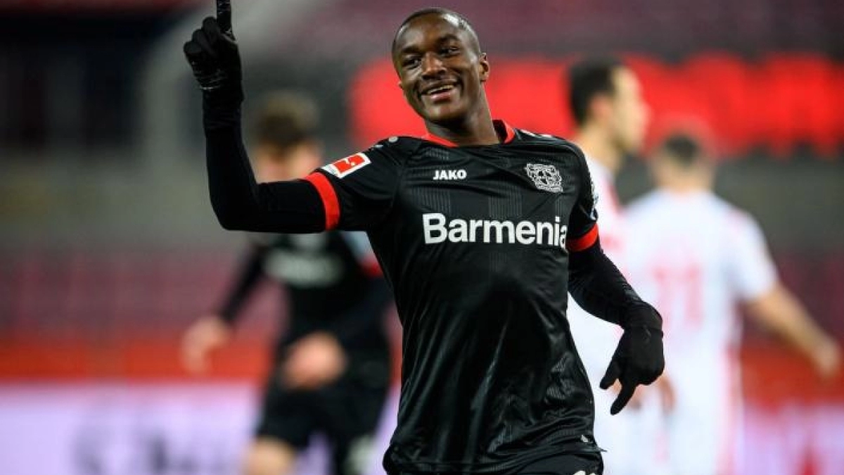 El Bayern apunta a Moussa Diaby para sustituir a Coman