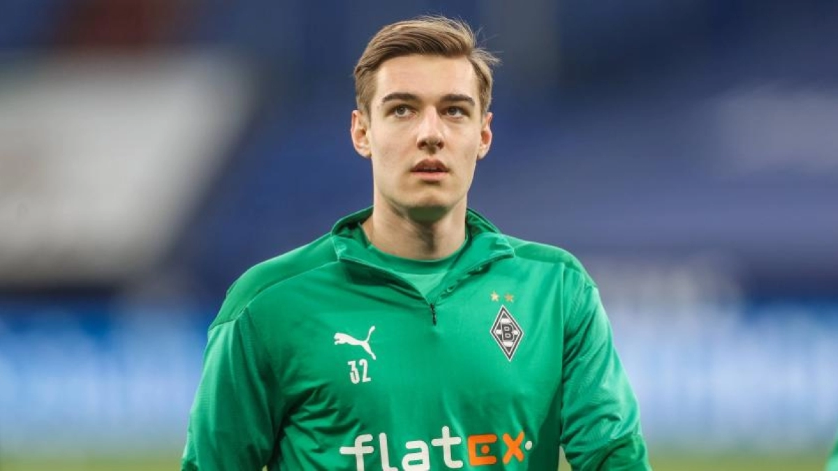 El Napoli sigue de cerca la situación de Florian Neuhaus