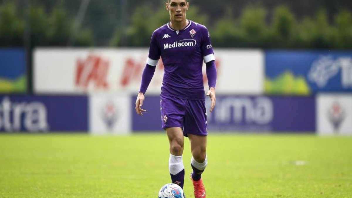 El Tottenham quiere a Nikola Milenkovic después del no de Pau Torres